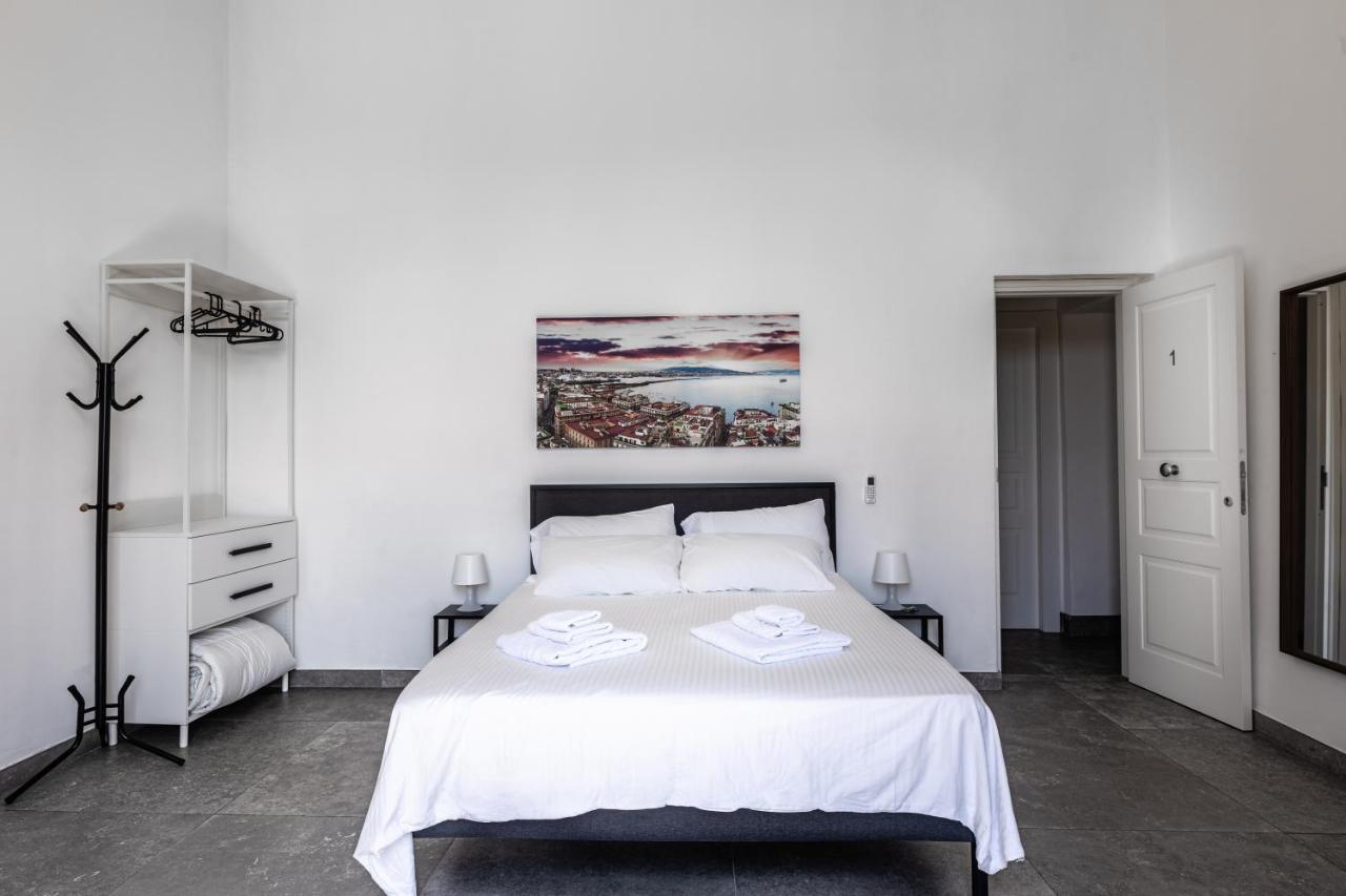 La Bella Vita Luxury Apartament And Travel Solution Napoli Ngoại thất bức ảnh