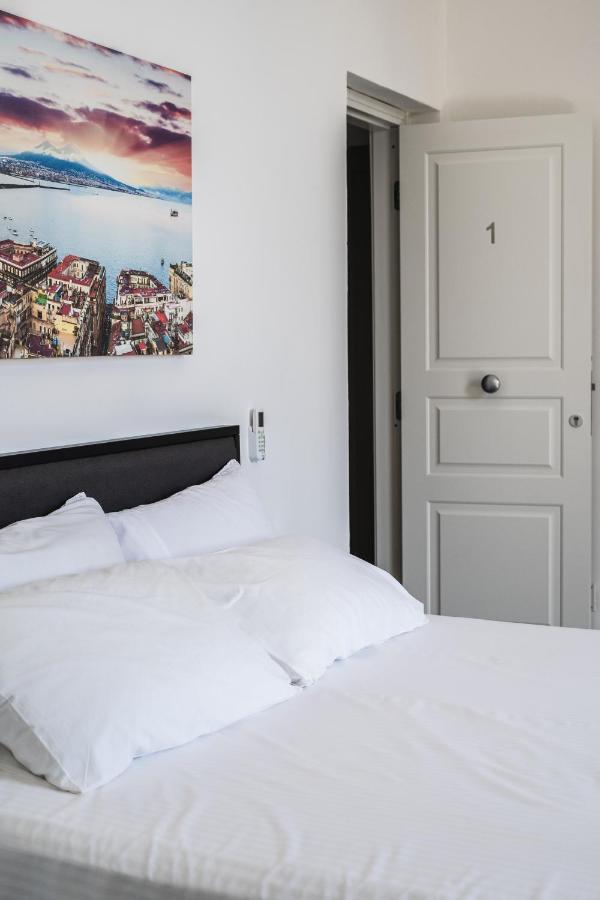 La Bella Vita Luxury Apartament And Travel Solution Napoli Ngoại thất bức ảnh