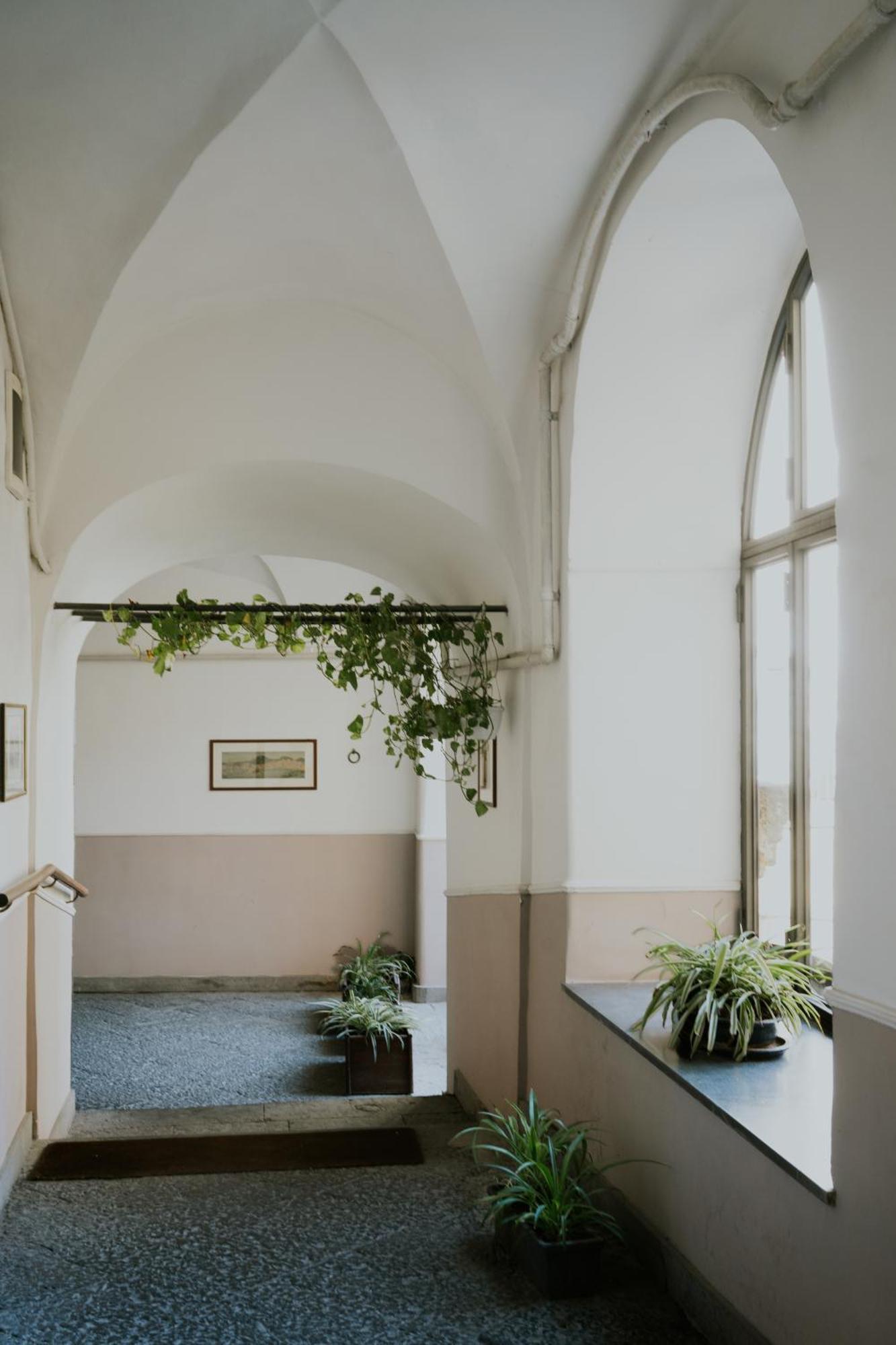 La Bella Vita Luxury Apartament And Travel Solution Napoli Ngoại thất bức ảnh