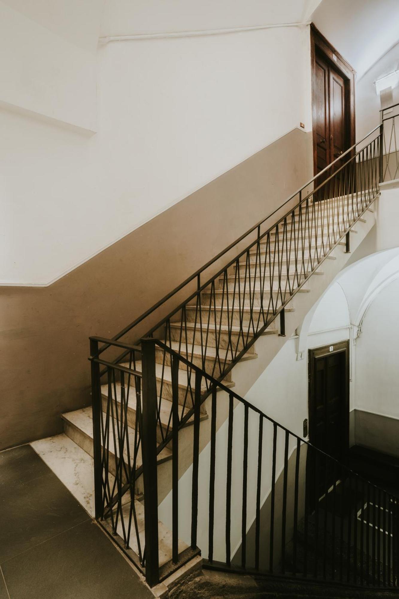 La Bella Vita Luxury Apartament And Travel Solution Napoli Ngoại thất bức ảnh