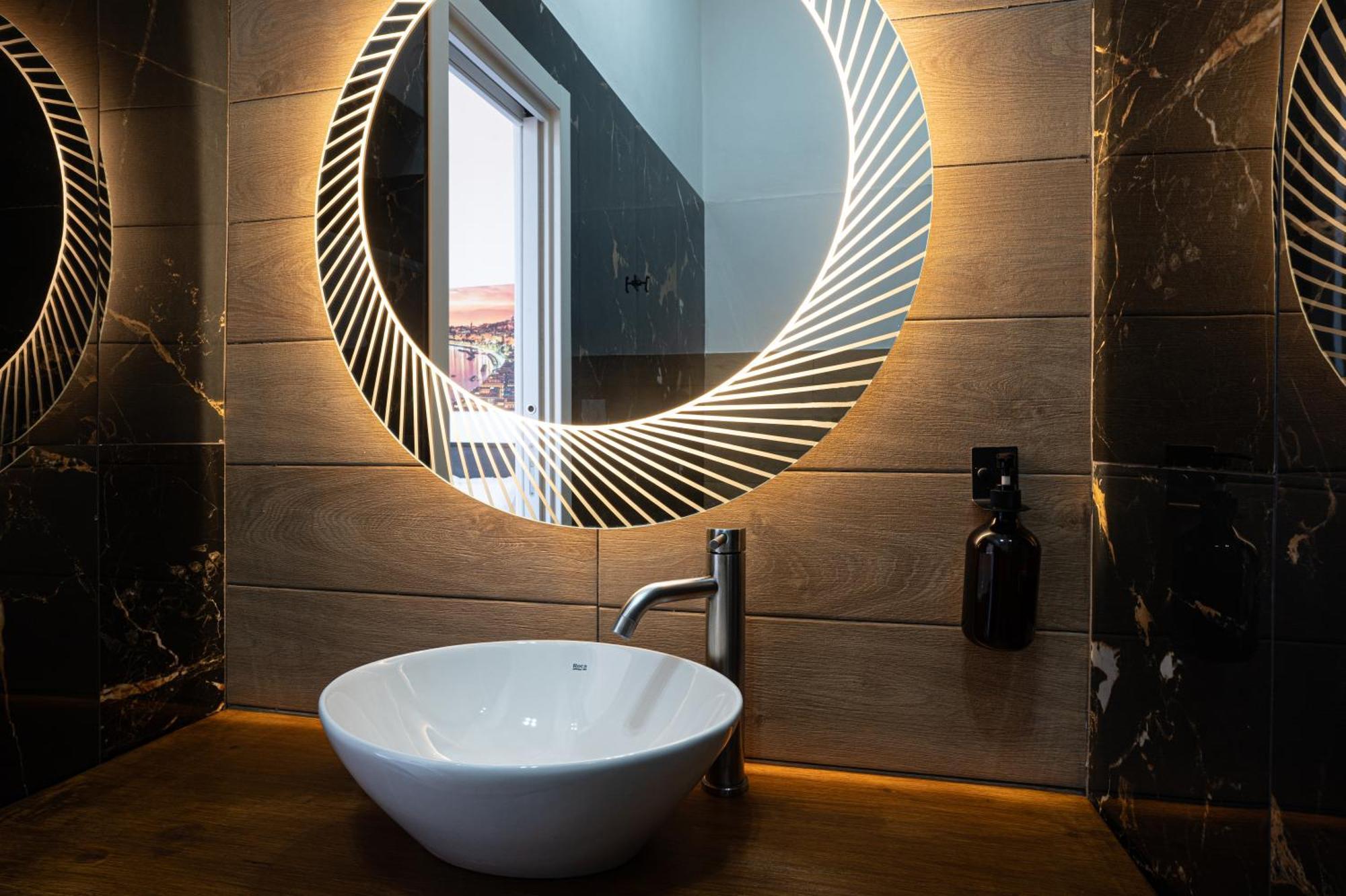 La Bella Vita Luxury Apartament And Travel Solution Napoli Ngoại thất bức ảnh