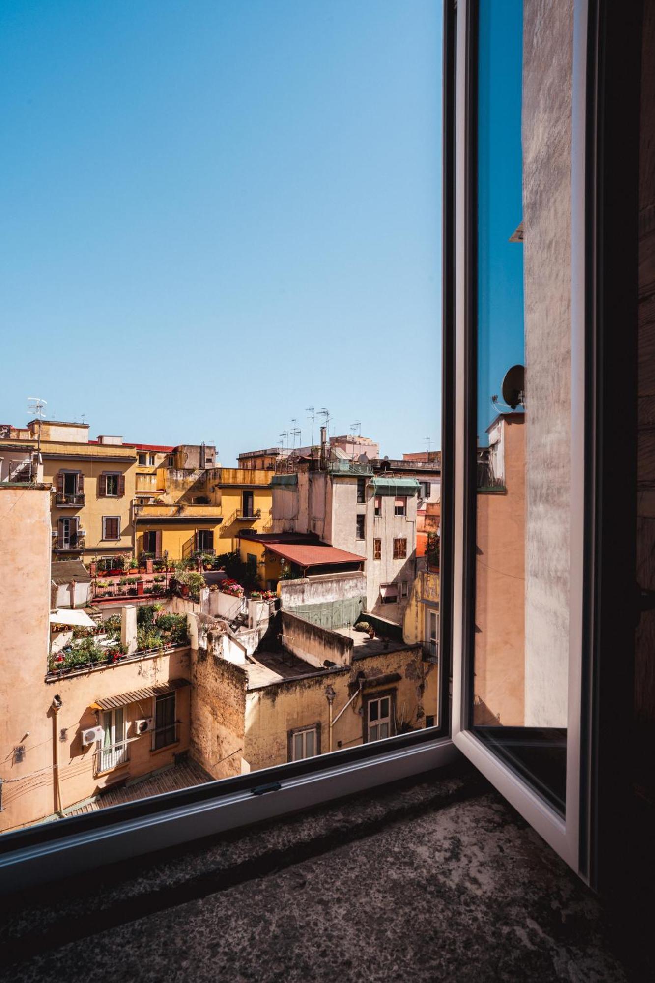 La Bella Vita Luxury Apartament And Travel Solution Napoli Ngoại thất bức ảnh