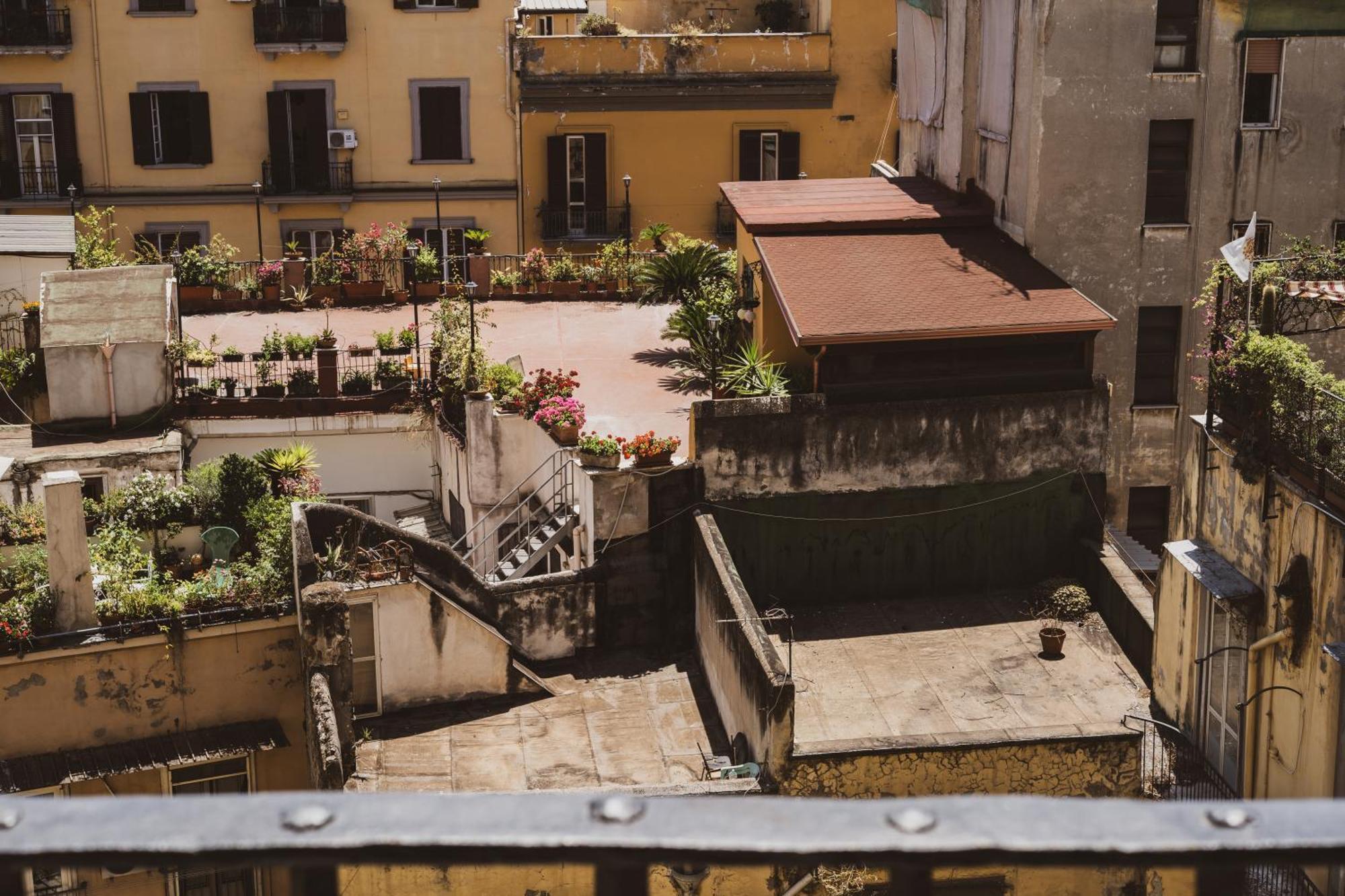La Bella Vita Luxury Apartament And Travel Solution Napoli Ngoại thất bức ảnh